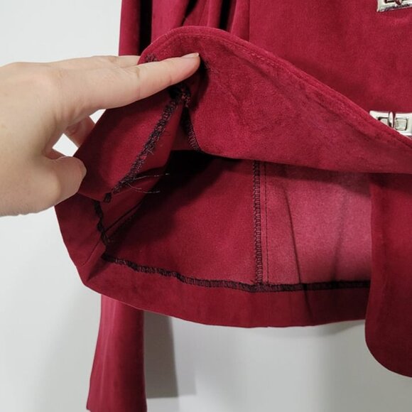 Tobi Red Faux Suede Three Button Lock Long Sleeve Business Woman Classic Blazer - Picture 9 of 11